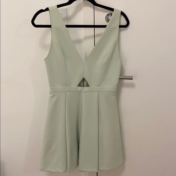 Alice + Olivia | Dresses | Alice And Olivia Mint Green Mini Dress | Poshmark Alice + Olivia | Dresses | Alice And Olivia Mint Green Mini Dress | Poshmark
